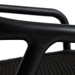 Kave Home Derile fauteuil eiken Zwart