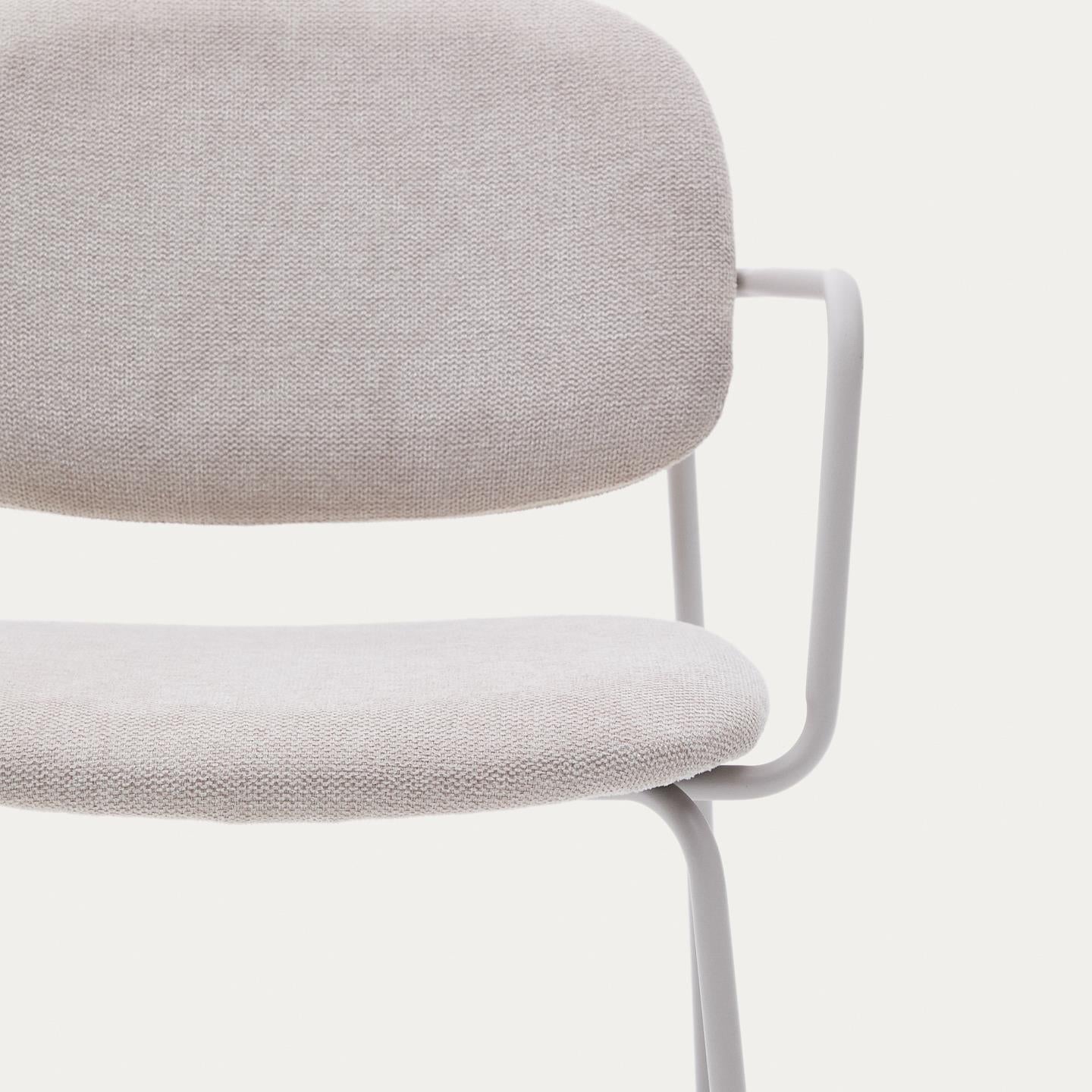 Kave Home Meli eetkamerstoel met arm chenille Beige