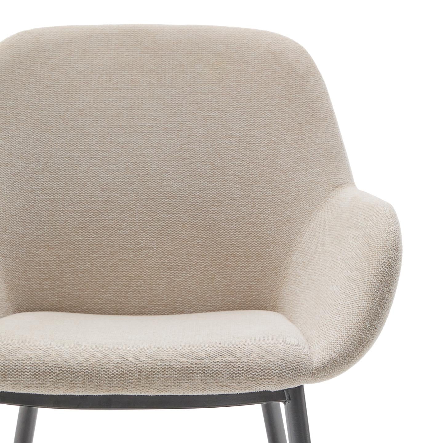 Kave Home Konna eetkamerstoel Beige poot zwart