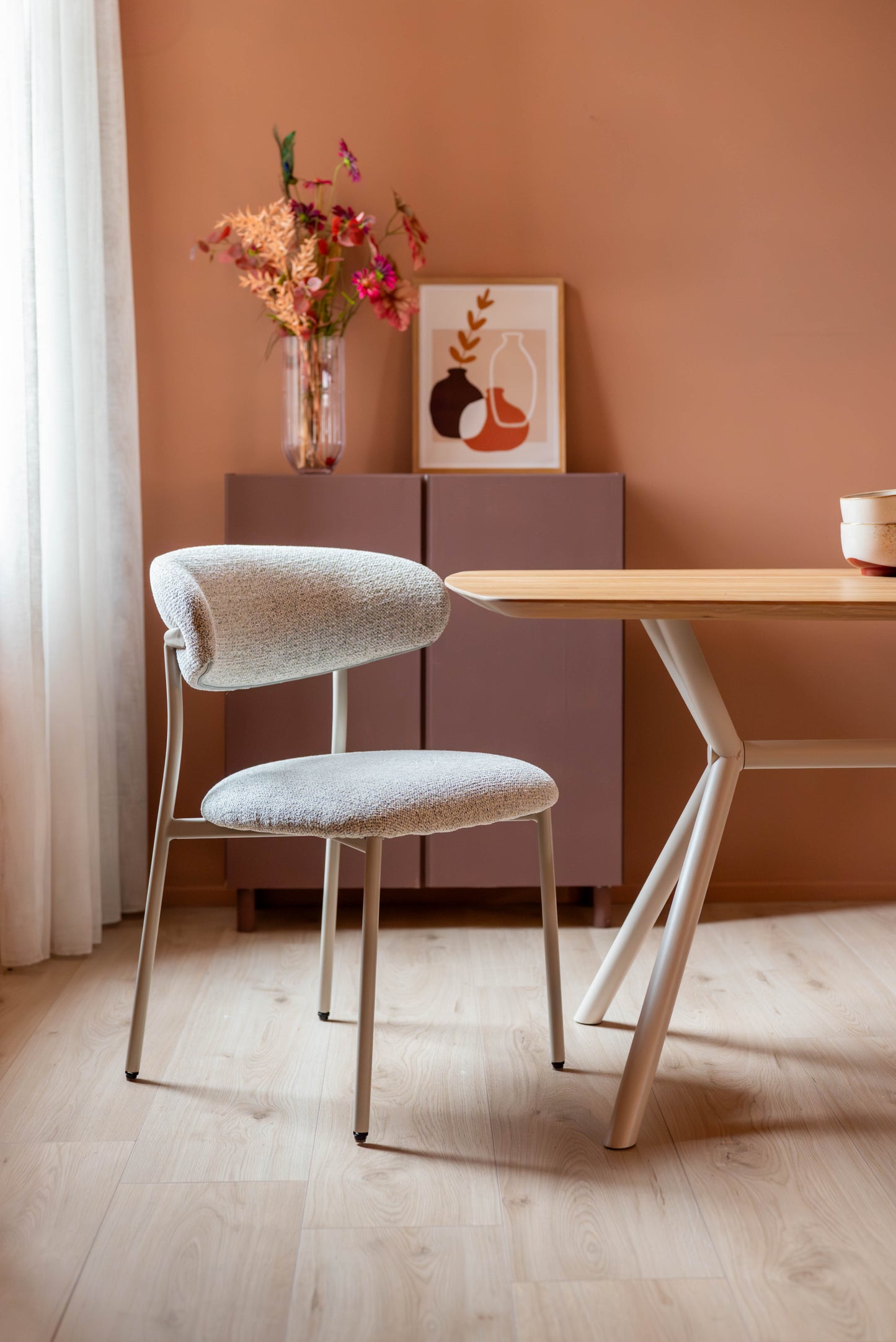 HelloChair Miyu eetkamerstoel JSJ Taupe poot beige