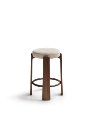 Kave Home Granite barkruk H75 zonder rugleuning chenille Beige/walnoot