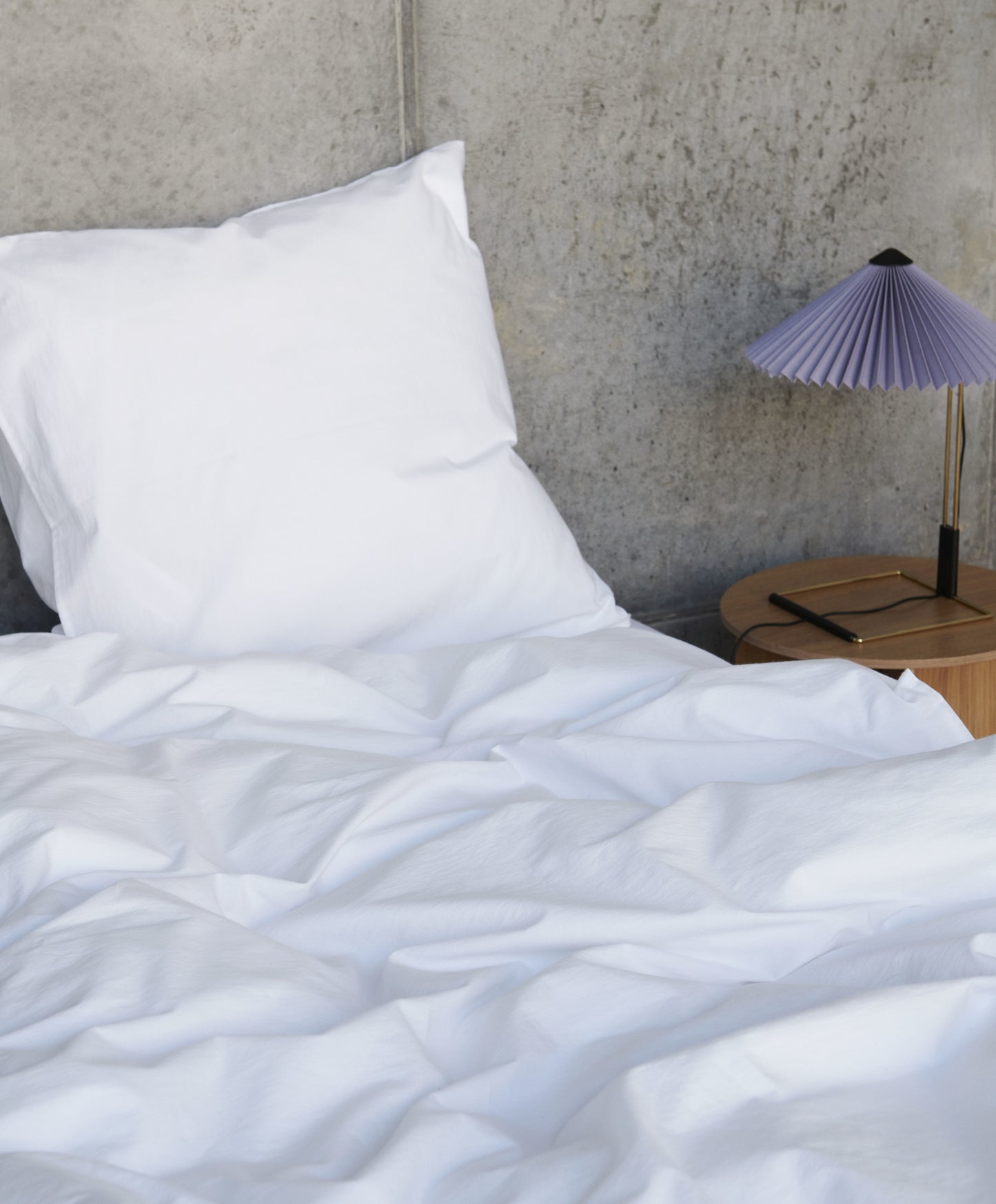 HAY Matin 300 tafellamp Lavender/Brass