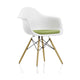 Vitra Eames DAW eetkamerstoel met arm vast zitkussen White esdoorn