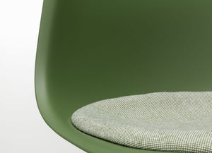 Vitra Eames DSR eetkamerstoel vast zitkussen Forest zwart gepoedercoat
