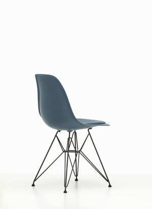 Vitra Eames DSR eetkamerstoel vast zitkussen Sea Blue zwart gepoedercoat