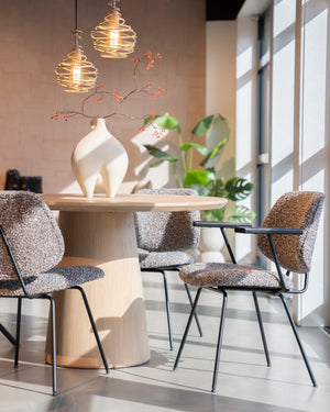 Eleonora Jon eetkamerstoel met arm Maywood Beige