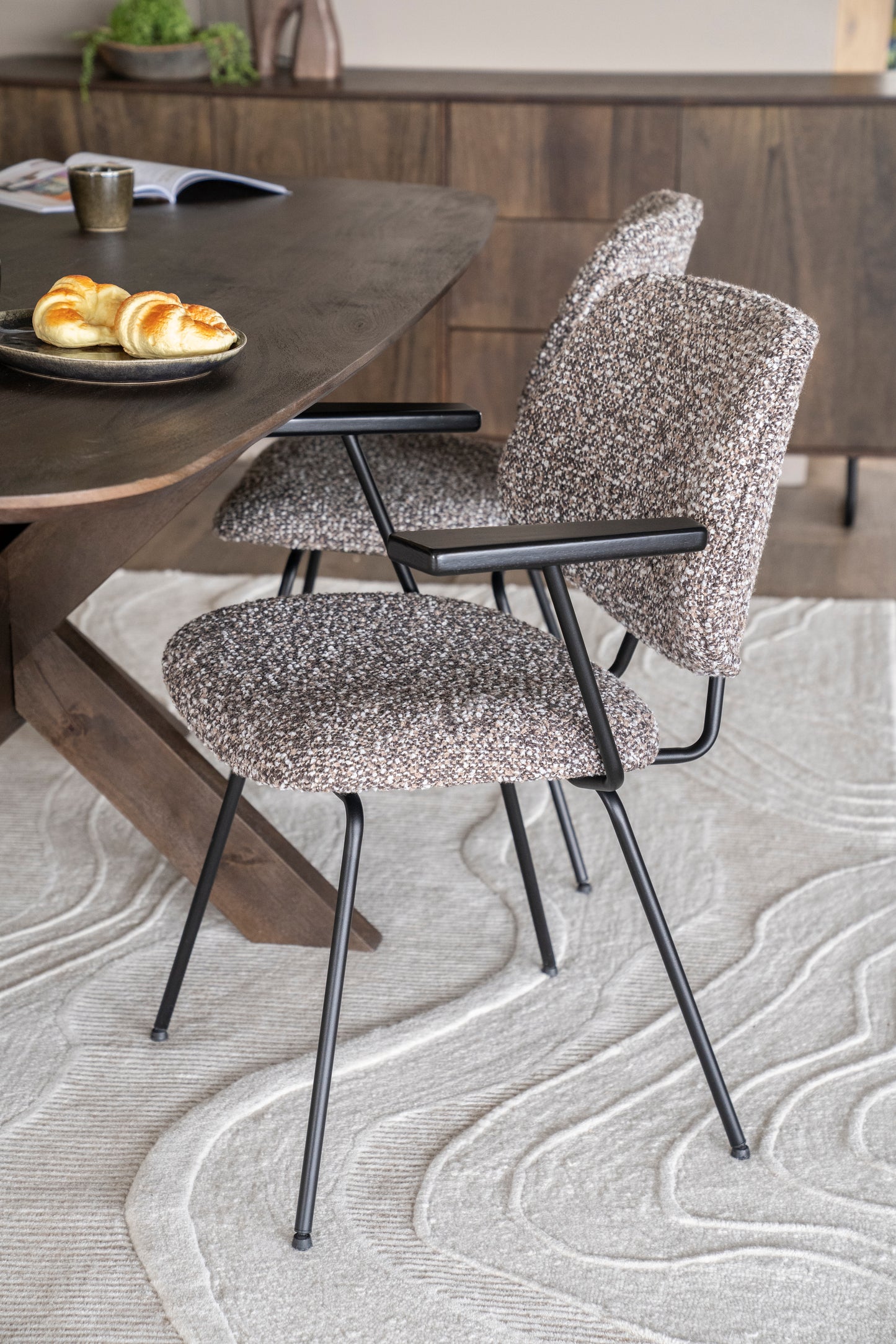 Eleonora Jon eetkamerstoel met arm Maywood Beige