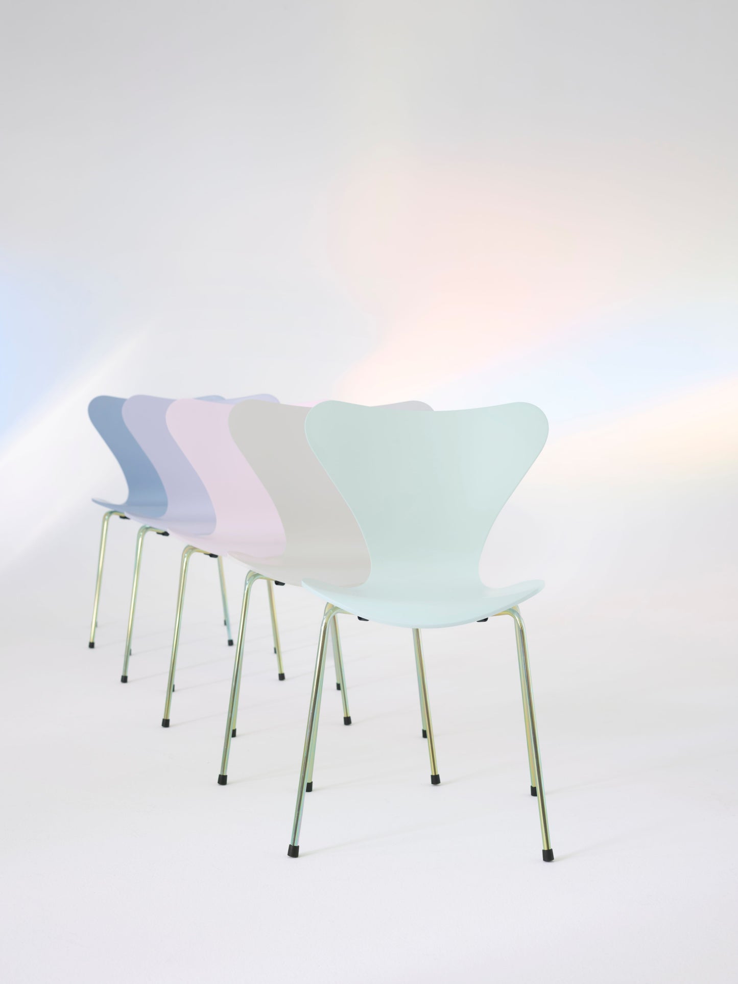 Fritz Hansen Series 7 vlinderstoel chrome 7:14 AM Blue