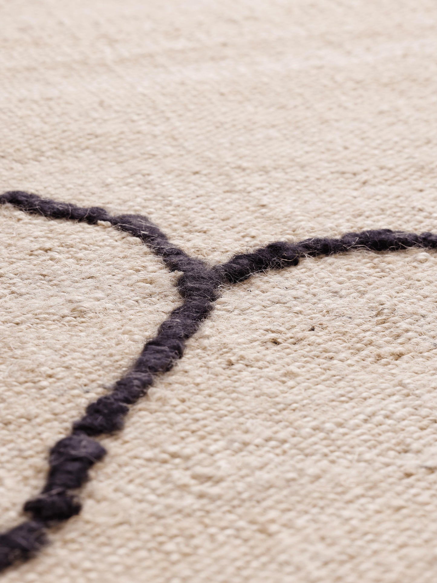 Ferm Living Gesso Jute vloerkleed 170x240 cm Off-white/Dark Fig