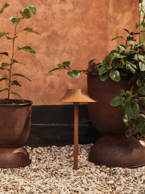 Ferm Living Hourglass medium bloempot Rust