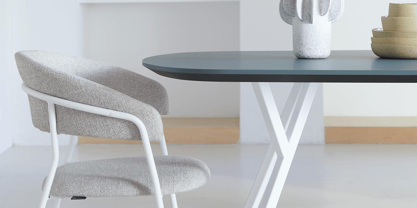 Dyyk Float eettafel 200x110 cm verde comodoro zwart