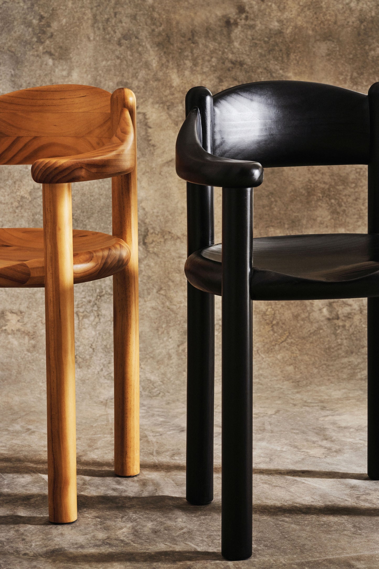 Gubi Daumiller eetkamerstoel black