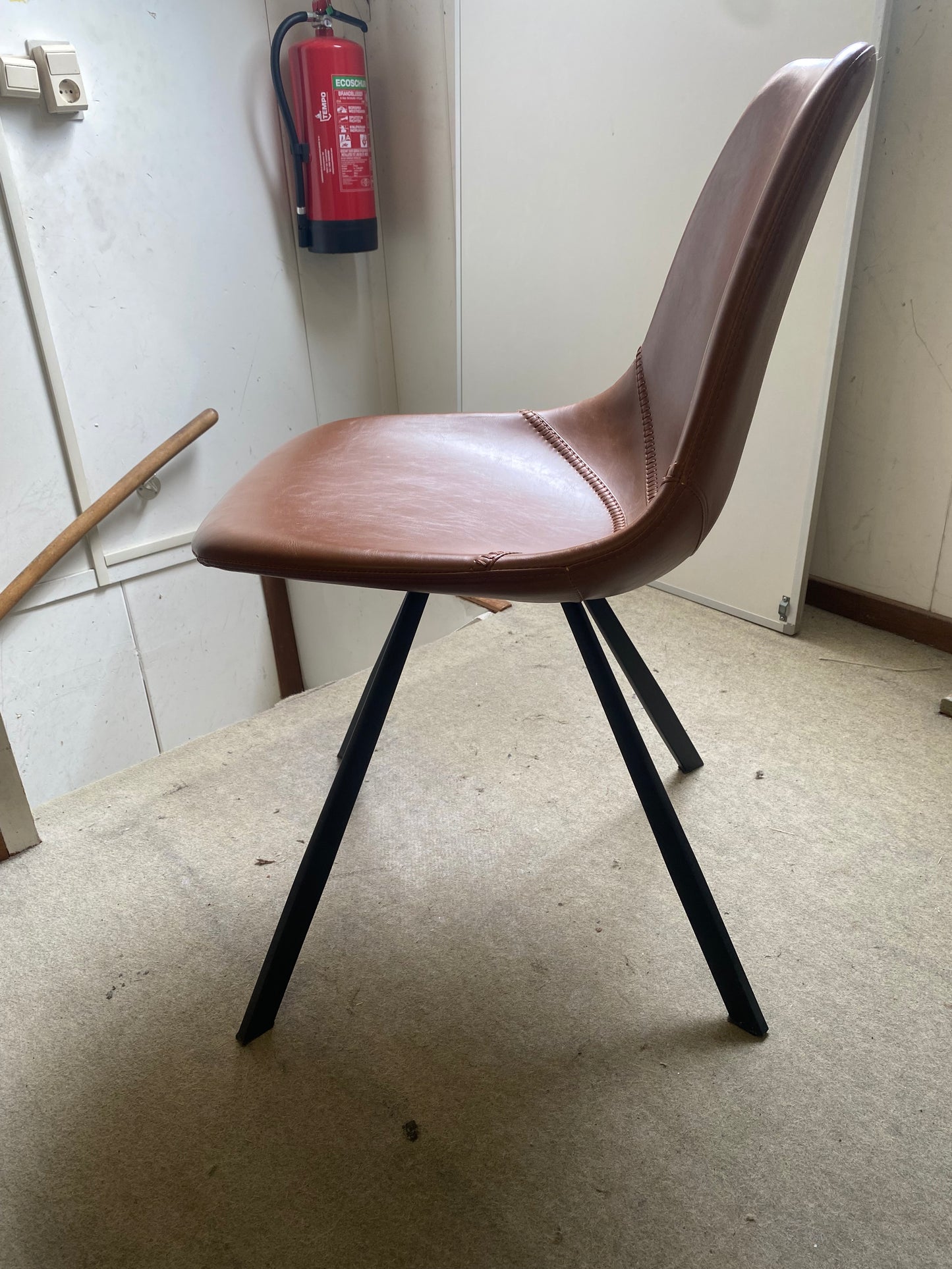 Tweedekansje - Dutchbone Franky stoel Brown