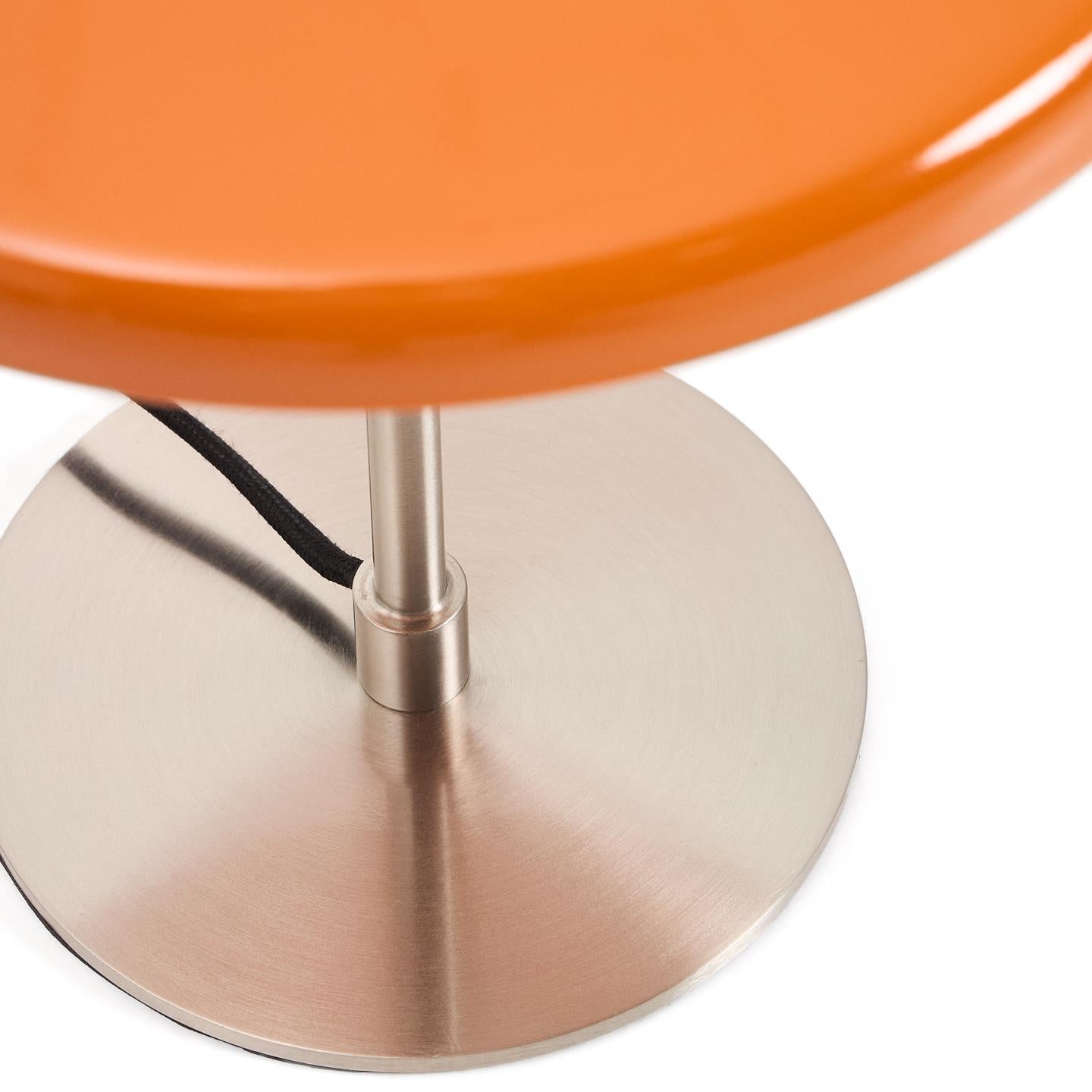 Kave Home Nuvira tafellamp metaal Oranje