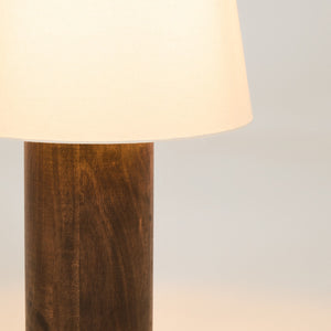 Kave Home Marga vloerlamp Donker