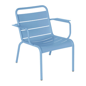 Fermob Luxembourg loungestoel met arm Maya blue
