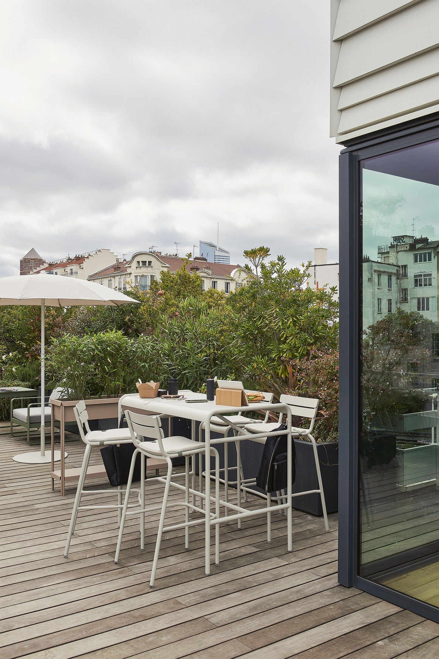 Fermob Luxembourg tuintafel hoog 126x73 cm Black Cherry