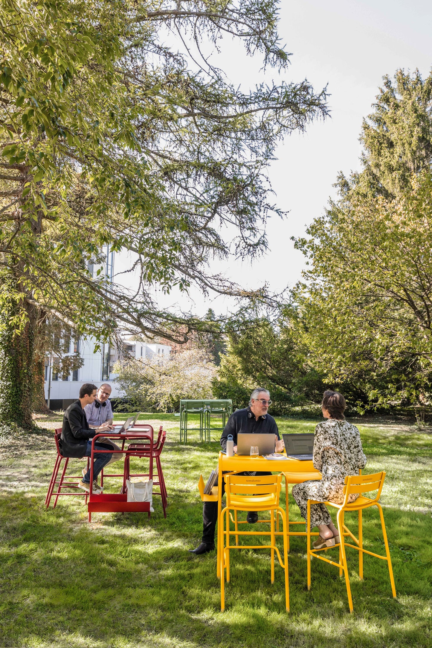Fermob Luxembourg tuintafel hoog 126x73 cm Black Cherry