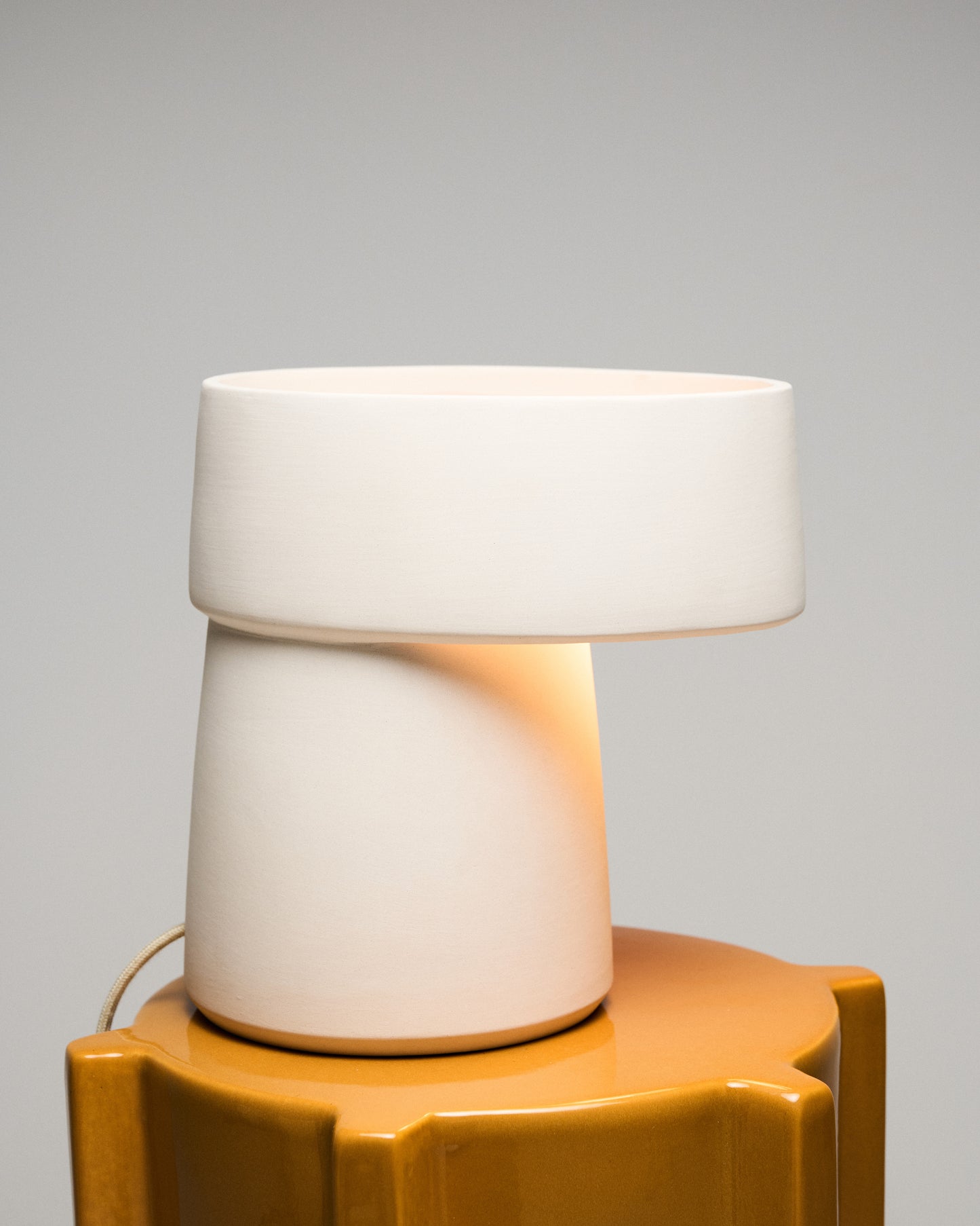 Serax Romé tafellamp 01 Beige