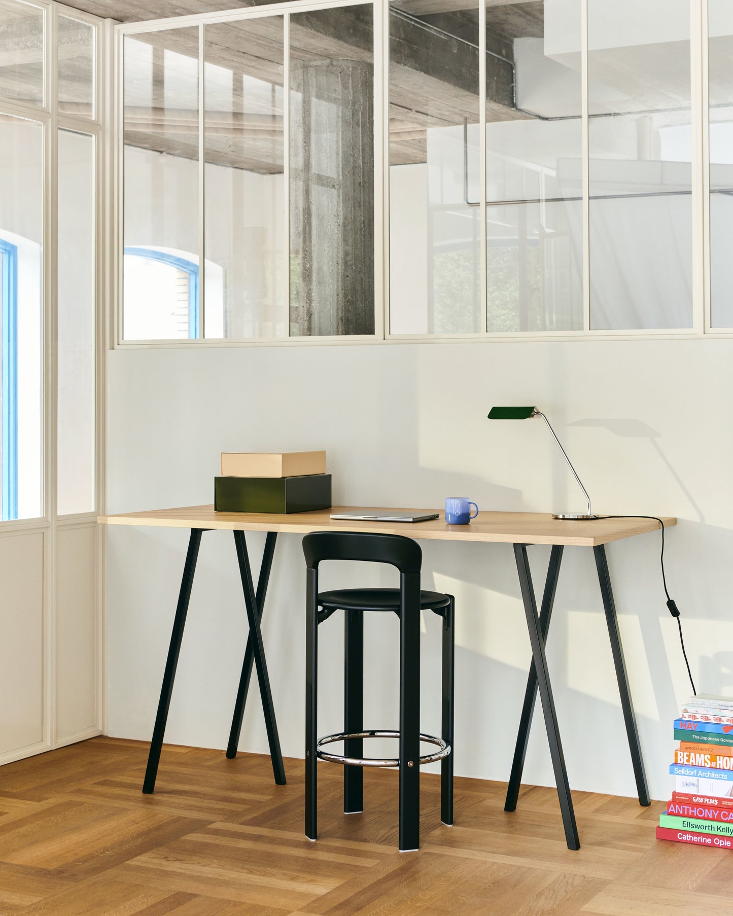 HAY Apex bureaulamp Iron Black