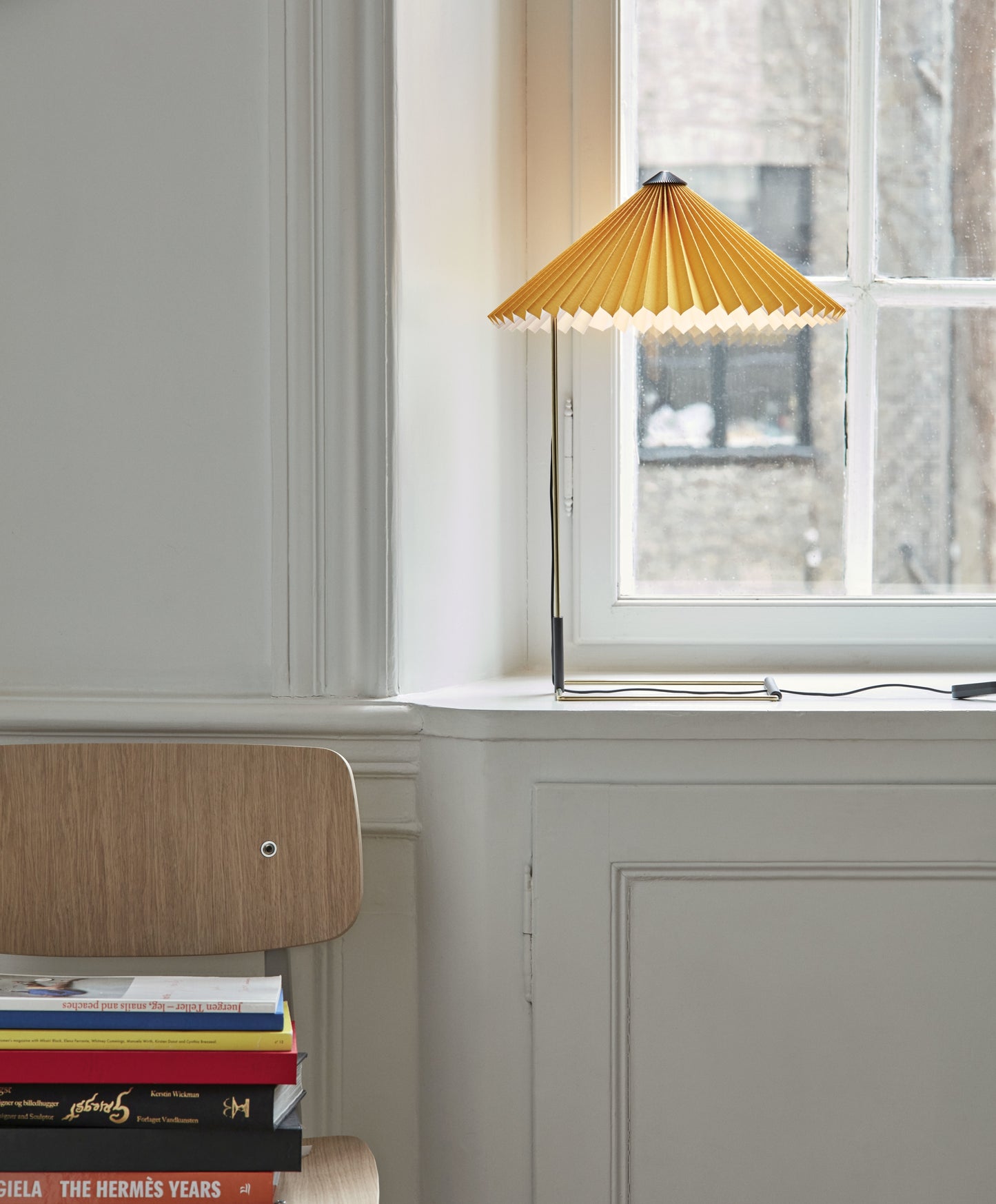 HAY Matin 380 tafellamp Yellow/Brass