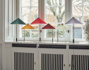 HAY Matin 380 tafellamp Lavender/Brass