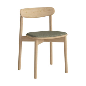 Bolia Merge eetkamerstoel Monza Green wit gepigmenteerd geolied eiken