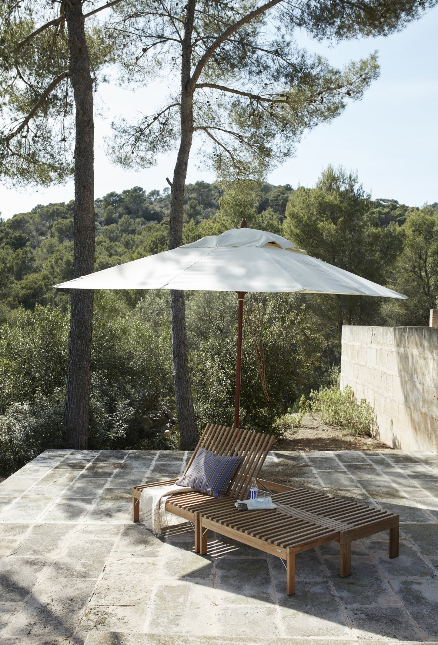 Fritz Hansen Messina parasol 300x300 cm Light Apricot/Darkgreen