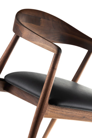 HelloChair HC307 Miru eetkamerstoel leer Onyx walnoot natural oil