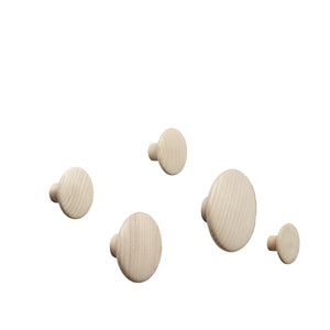 Muuto Dots wandhaak set van 5 Oak
