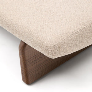 Kave Home Topaz ligbed chenille Beige essen met noten afwerking
