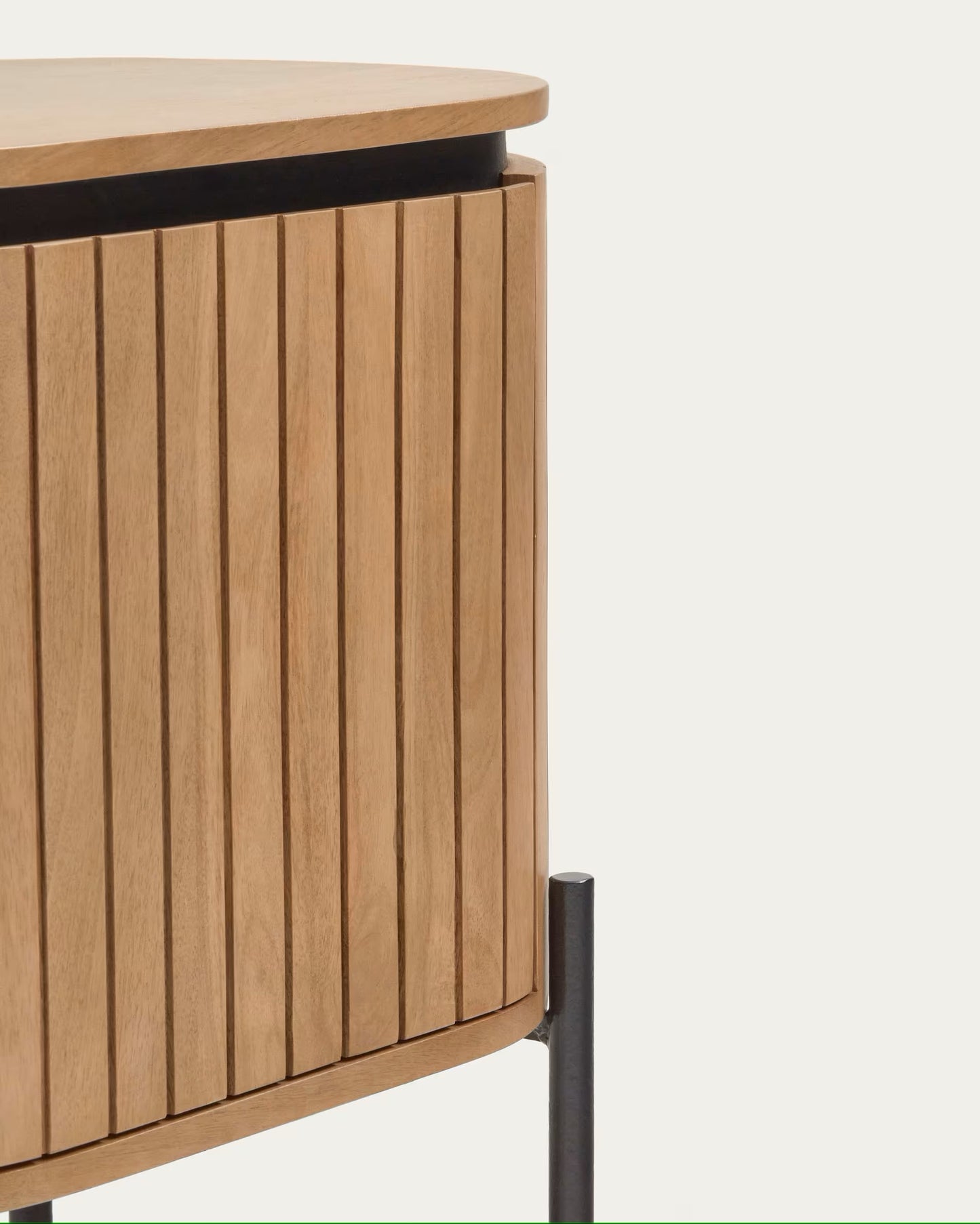 Kave Home Licia nachtkastje 55x55 cm massief mangohout