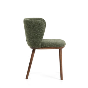 Kave Home Ciselia eetkamerstoel dik chenille Groen poot donker hout