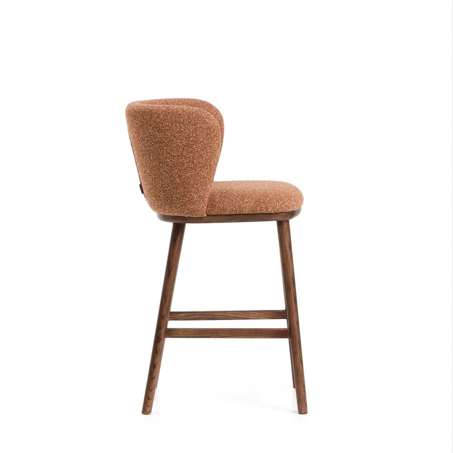 Kave Home Ciselia barkruk H65 dik chenille Terra poot donker hout