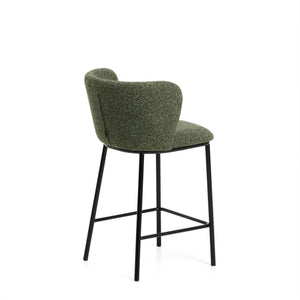 Kave Home Ciselia barkruk H65 dik chenille Groen poot zwart