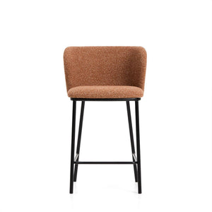 Kave Home Ciselia barkruk H65 dik chenille Terra poot zwart