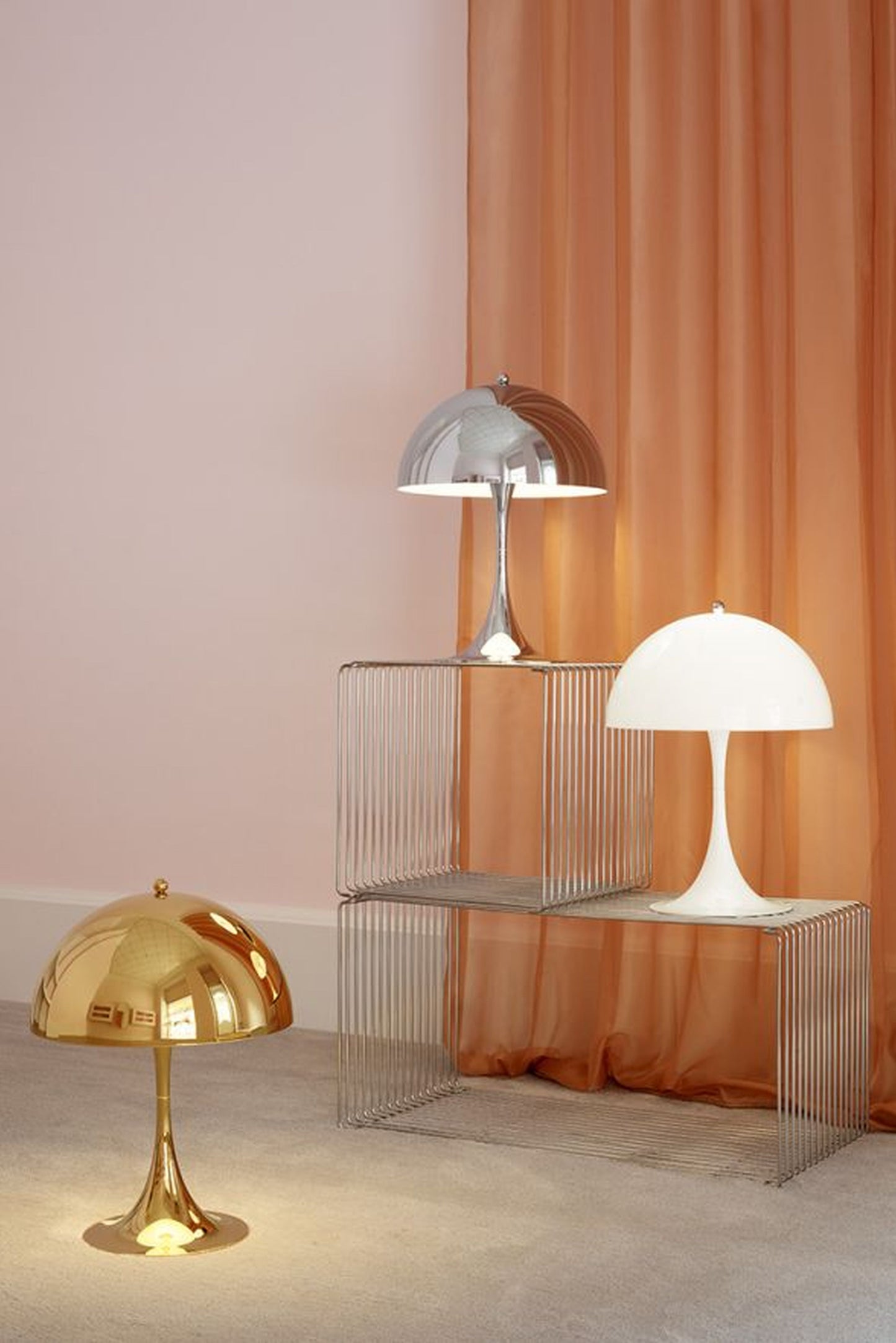 Louis Poulsen Panthella 320 tafellamp White Opal