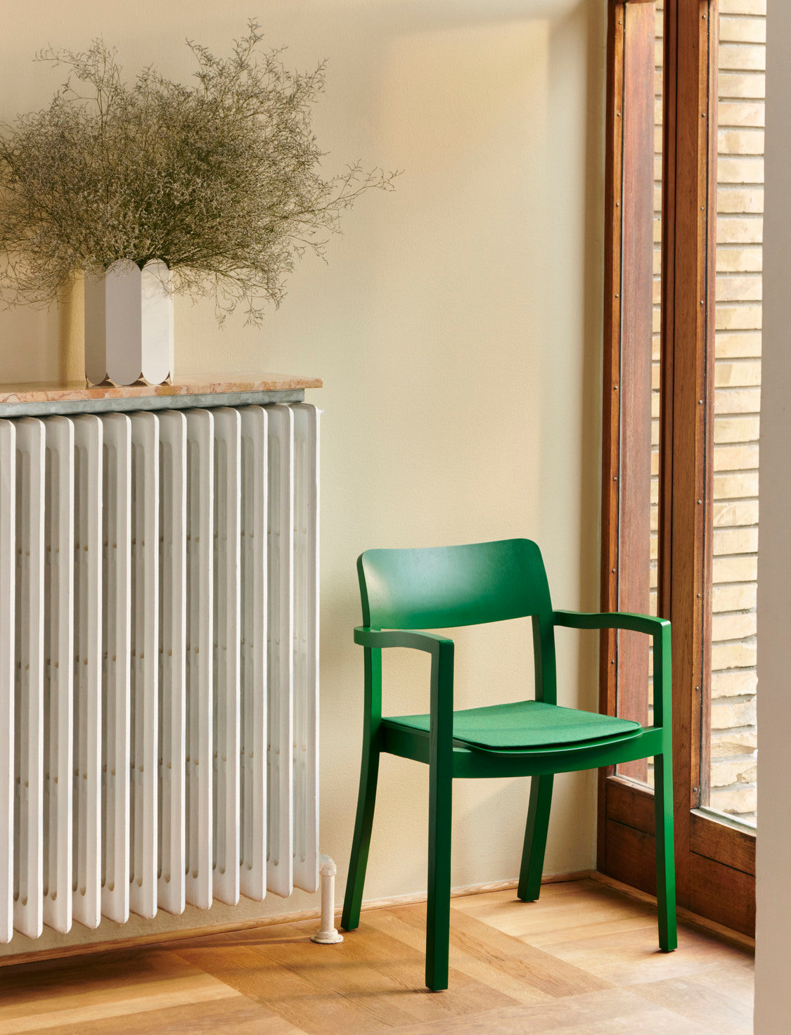HAY Pastis eetkamerstoel met arm Black