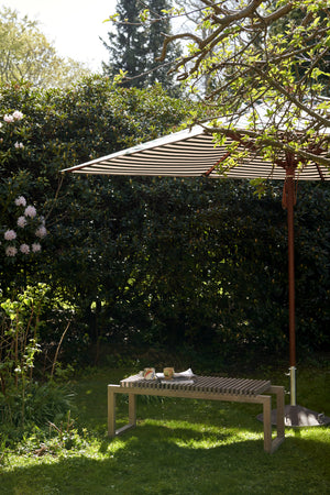 Fritz Hansen Messina parasol 300x300 cm Light Apricot/Darkgreen
