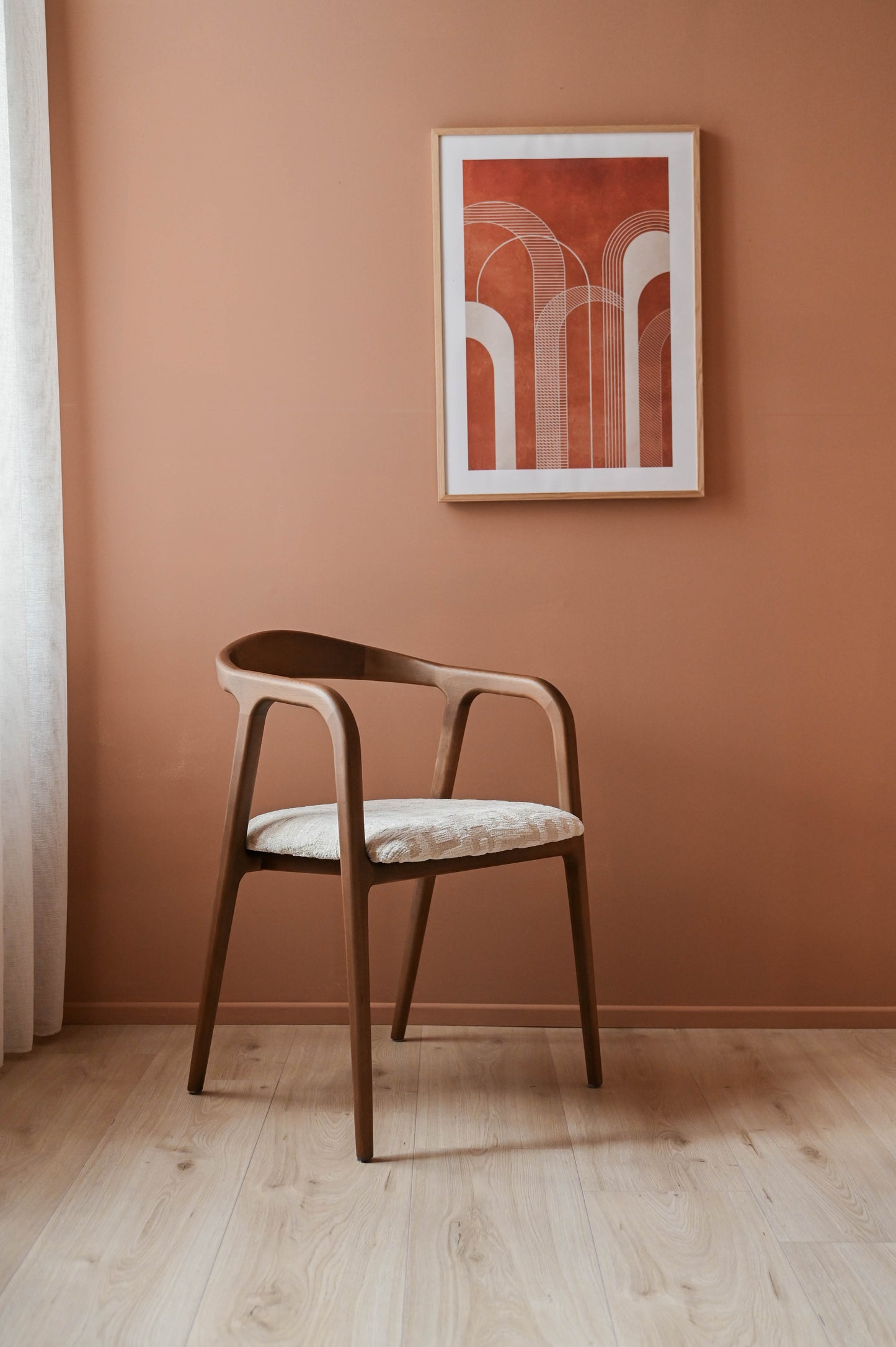 HelloChair HC116 Esby eetkamerstoel met arm beuken weatherd Rural Cream