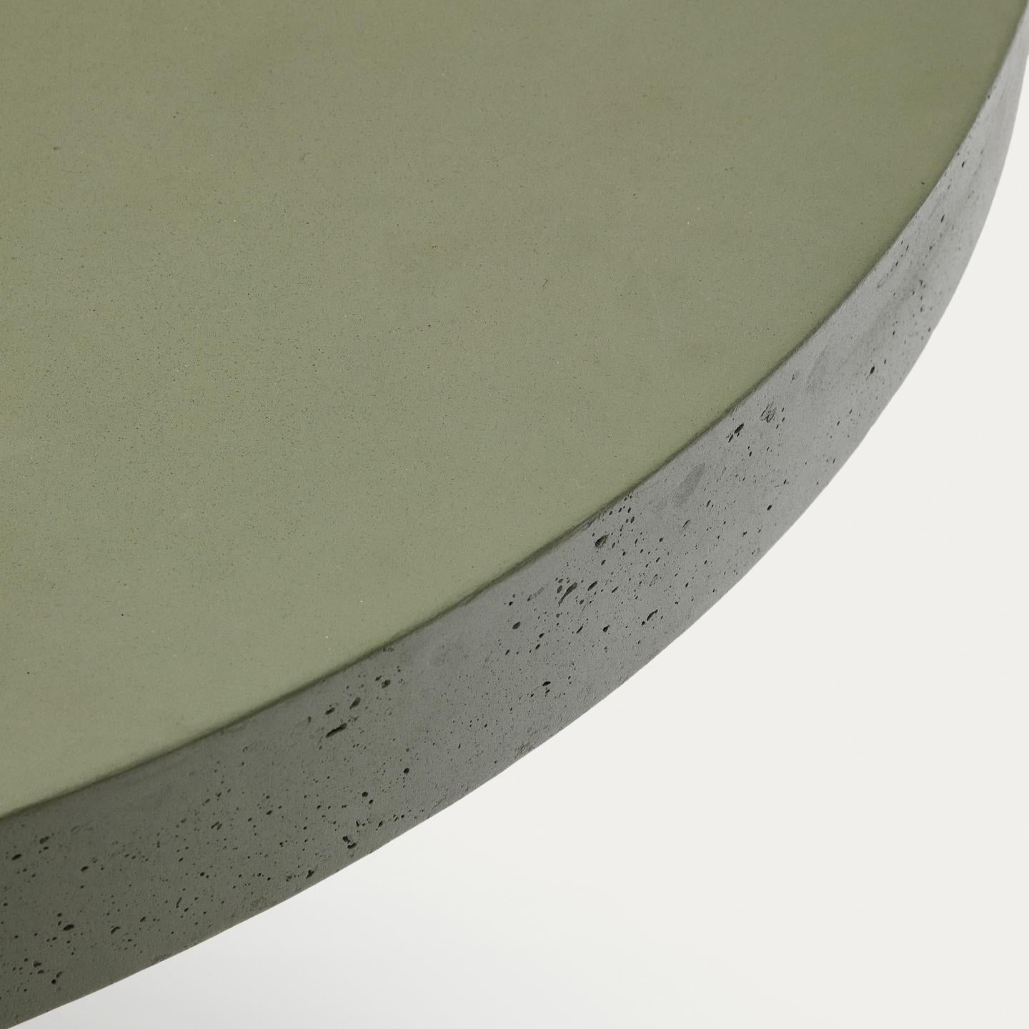 Kave Home Aiguablava tuintafel Ø120 cm cement Groen