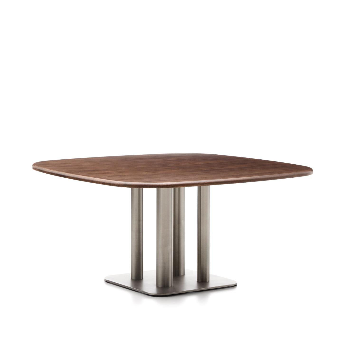Kave Home Melvar eettafel 150x150 cm walnoot
