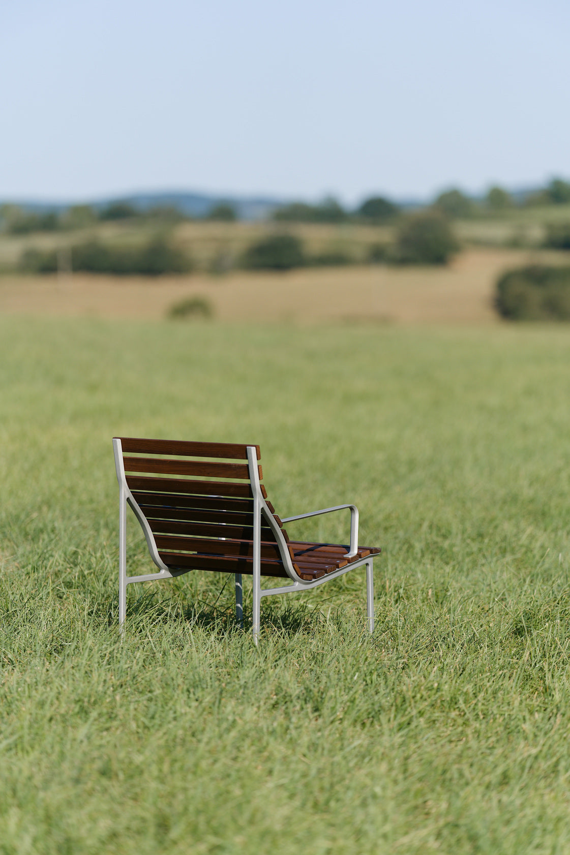 HAY Traverse loungestoel met arm geolied essen