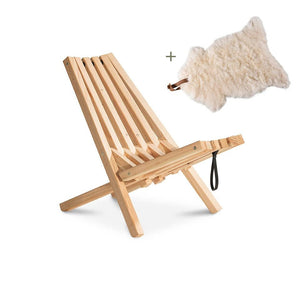 Weltevree Fieldchair Larch loungestoel met wit schapenvacht