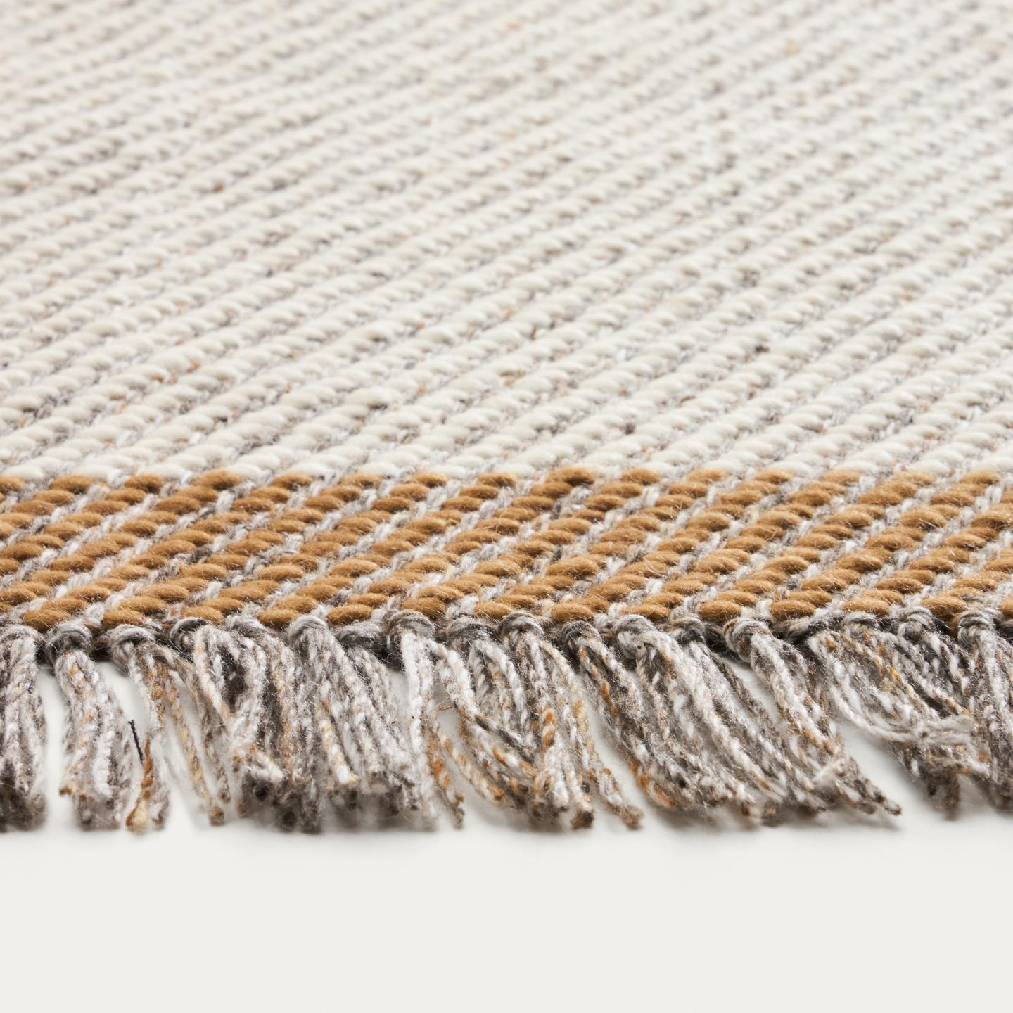 Kave Home Brina vloerkleed 230x160 cm Beige