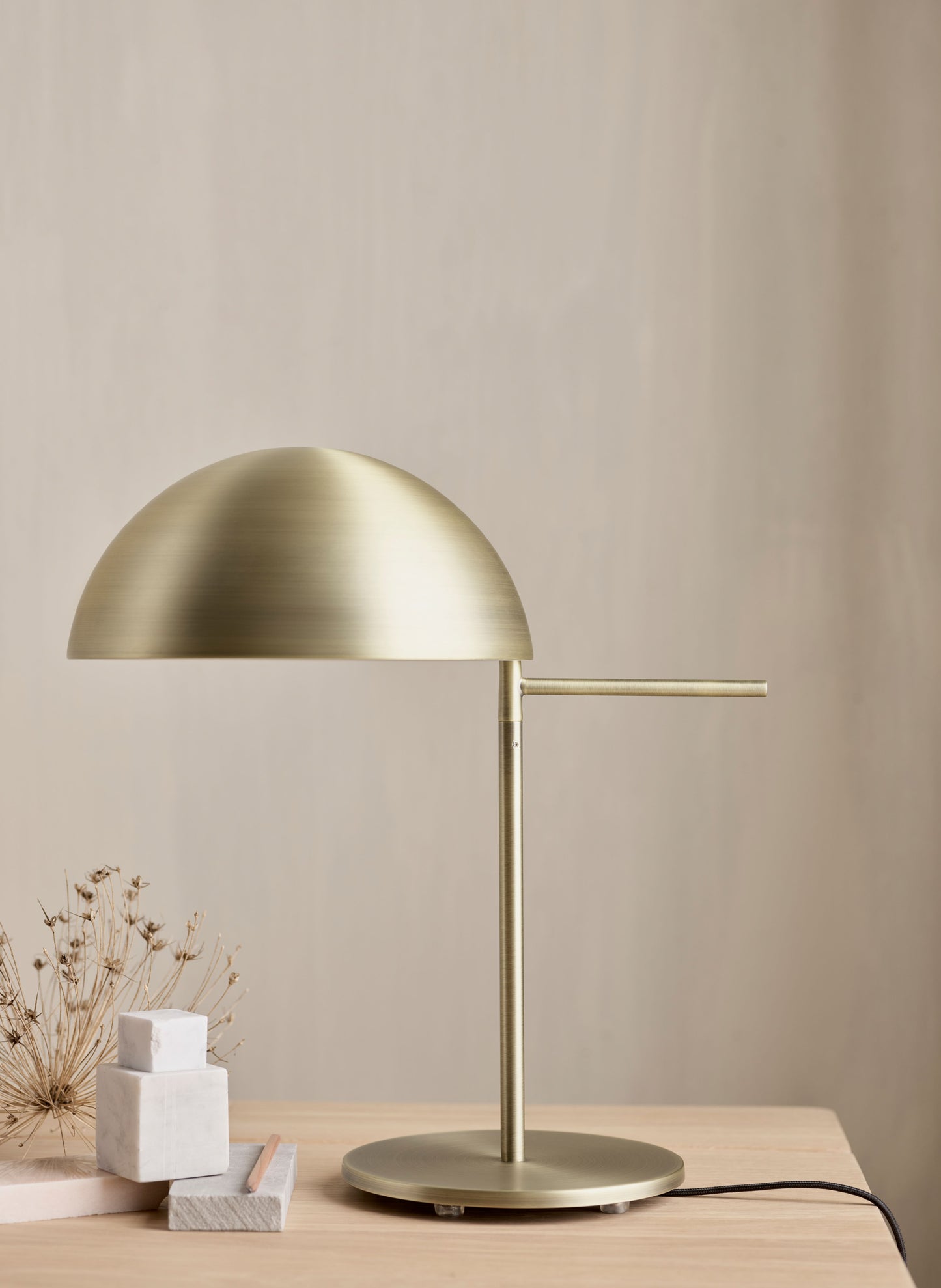 Bolia Aluna tafellamp Antique Brass