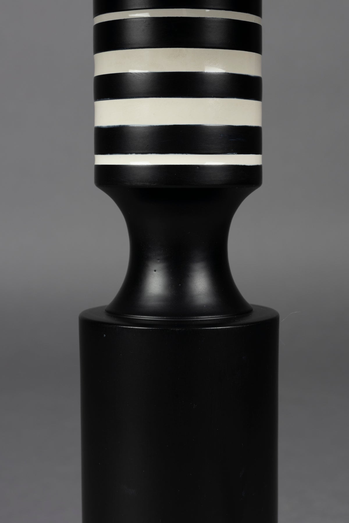 Dutchbone Virgil tafellamp Zwart
