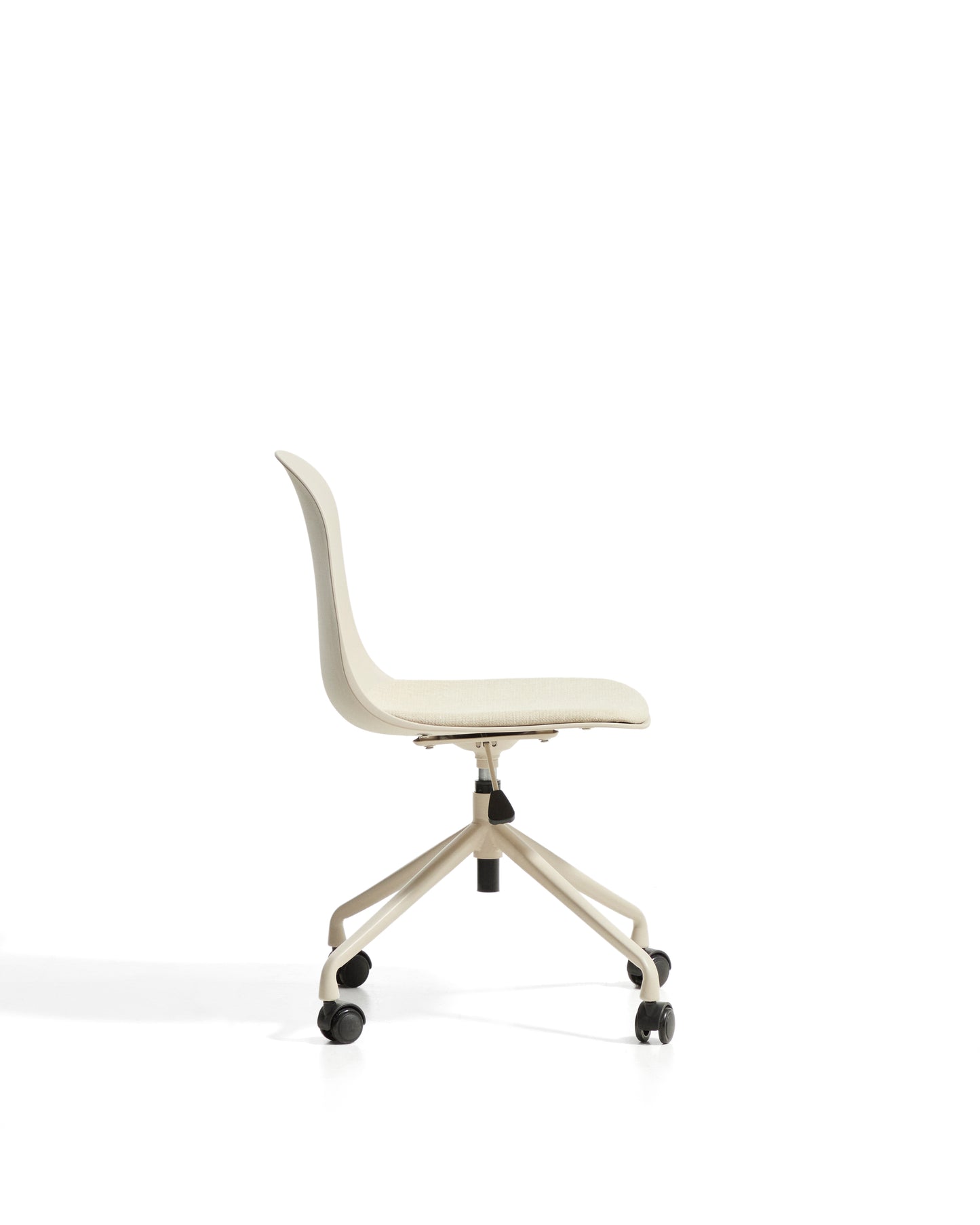 Kave Home Debari bureaustoel chenille Beige