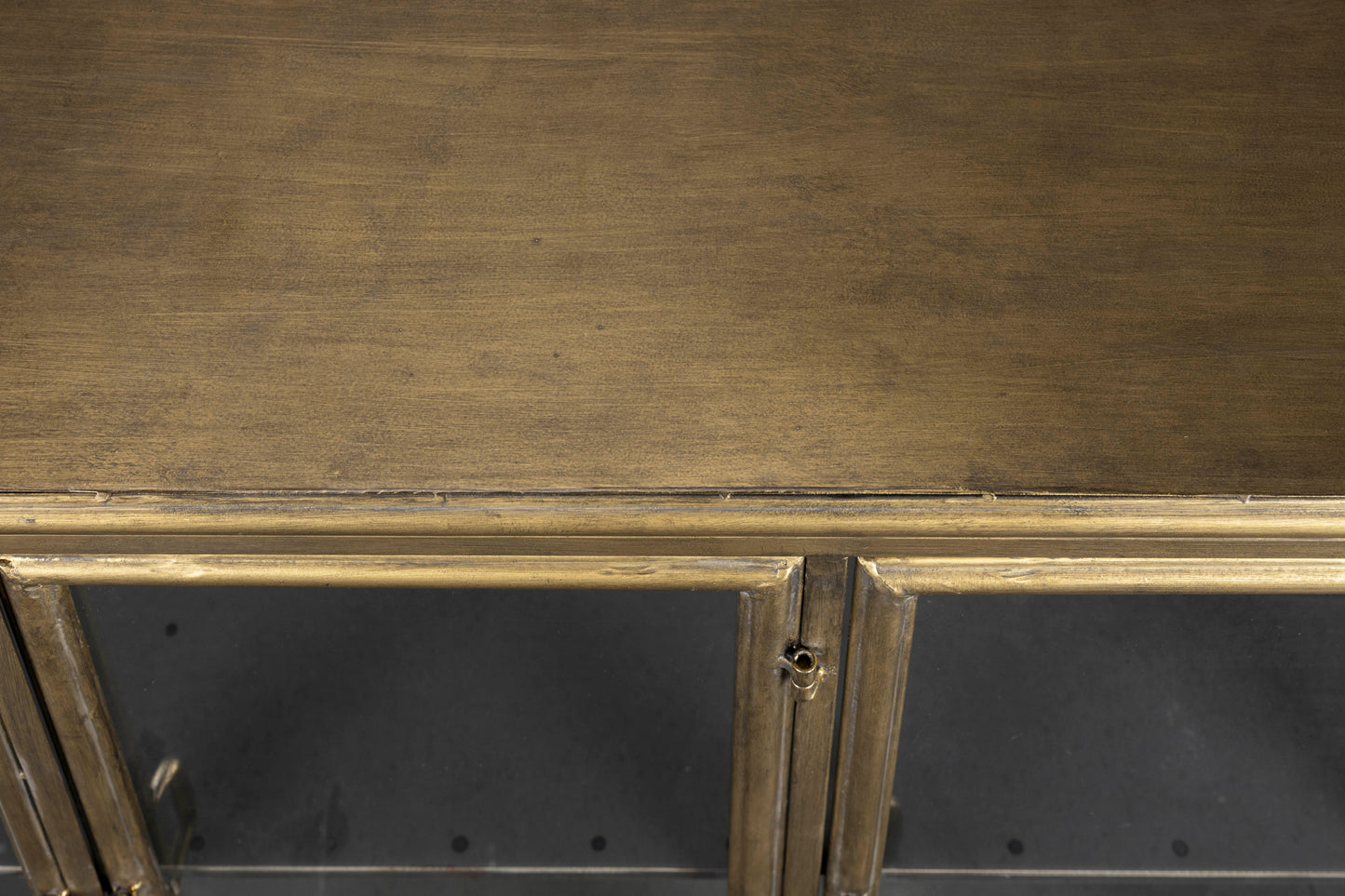 Dutchbone Gertlush dressoir Goud