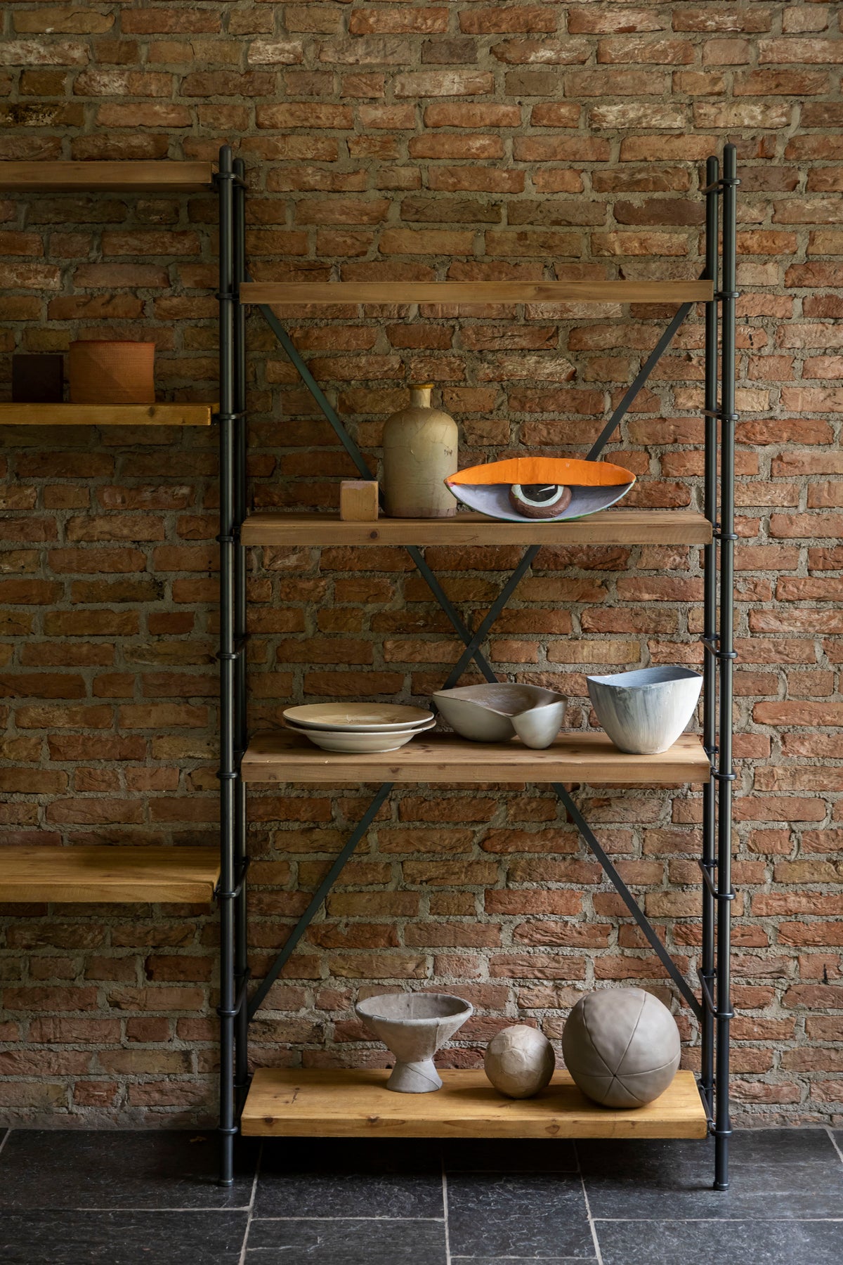 Dutchbone Iron stellingkast